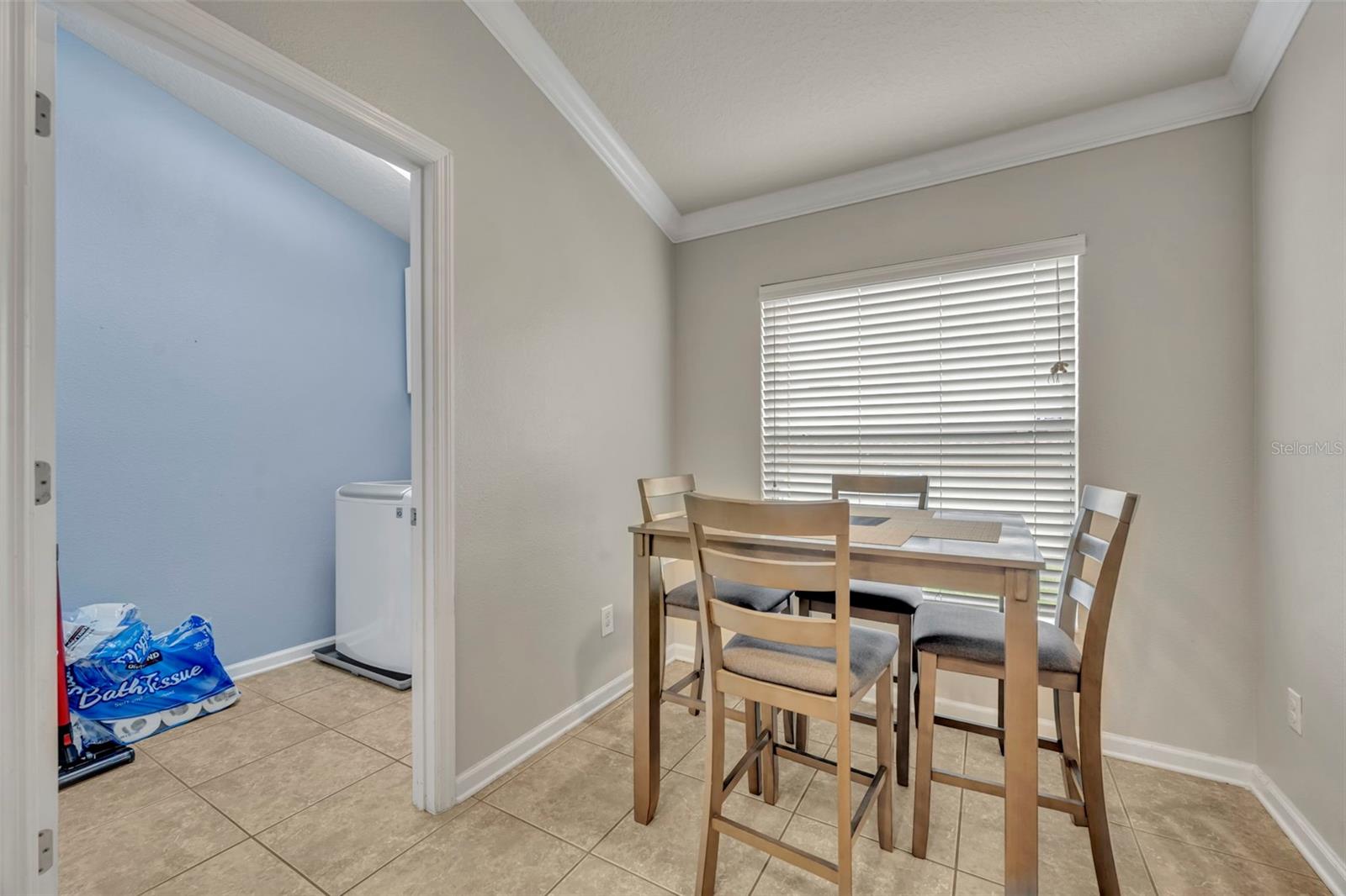 Image 21 of 61 For 2950 Inca Avenue