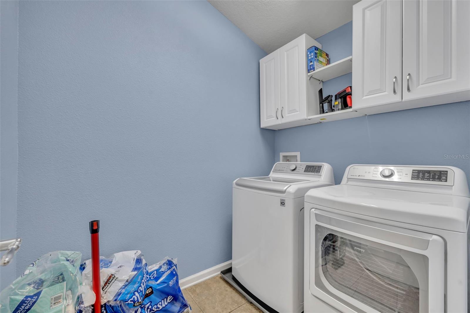 Image 32 of 61 For 2950 Inca Avenue
