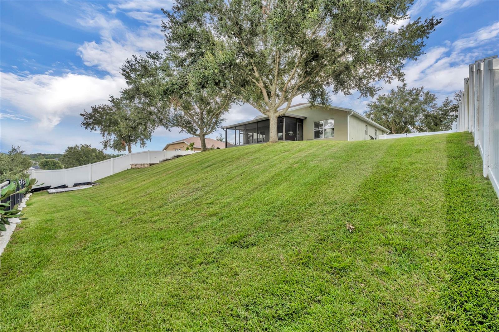 Image 41 of 61 For 2950 Inca Avenue