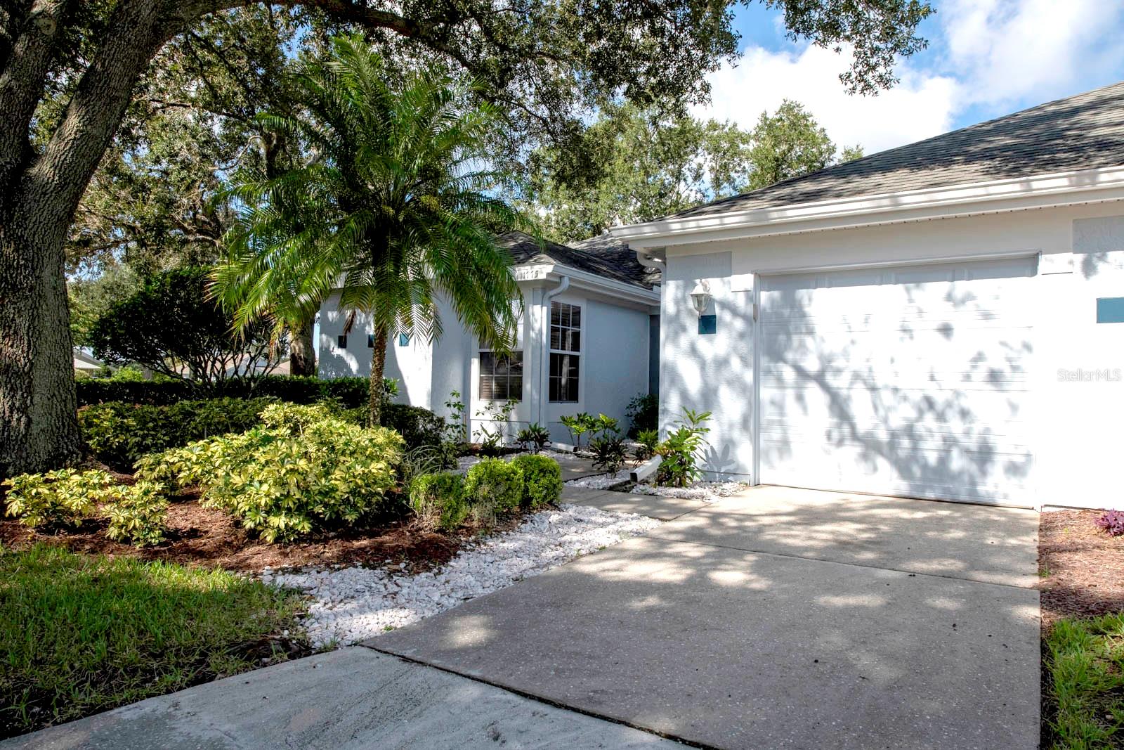 Listing photo id 19 for 1775 Country Club Boulevard
