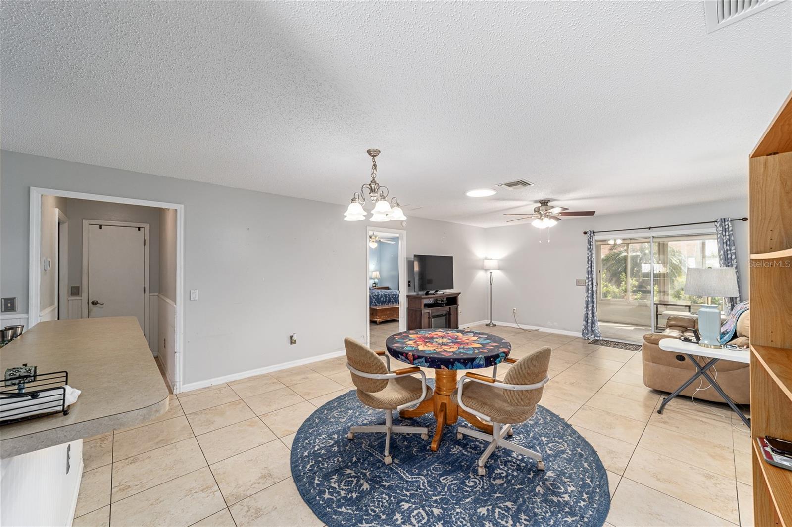 Image 10 of 36 For 1380 Tallowtree Drive