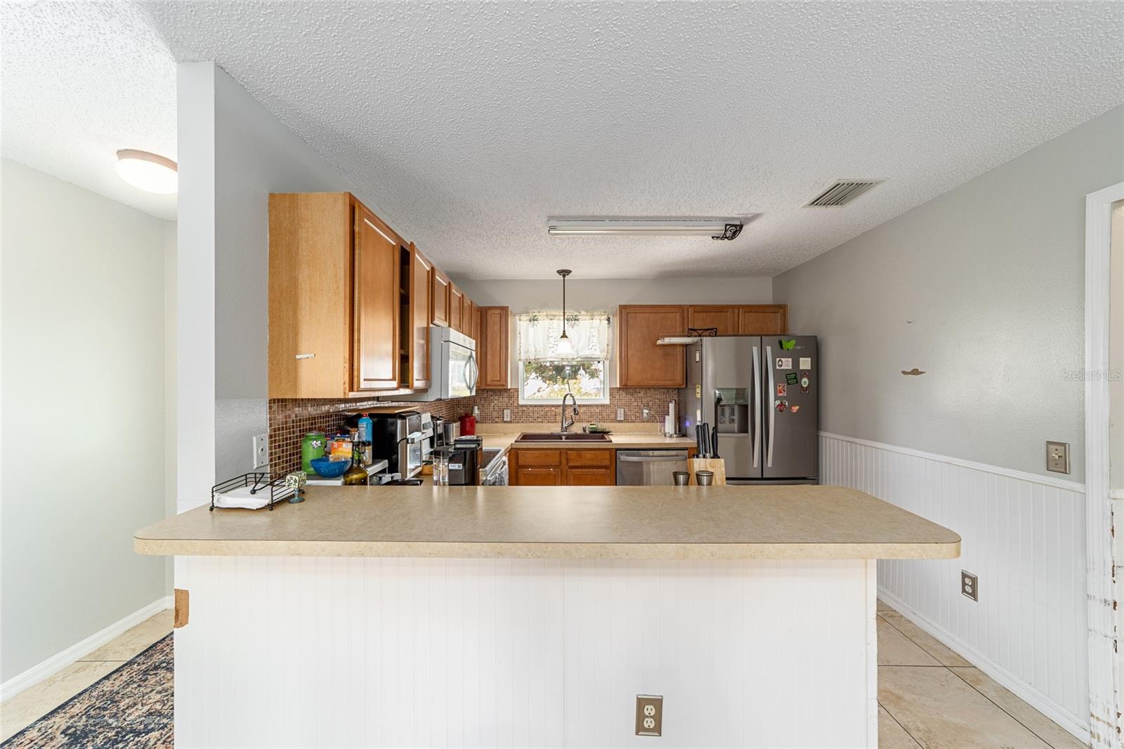 Image 16 of 36 For 1380 Tallowtree Drive