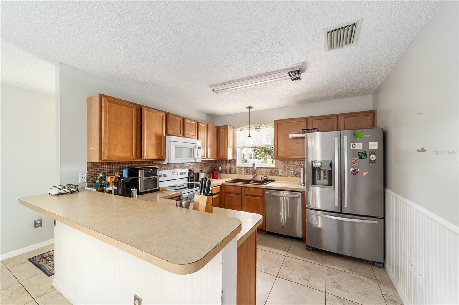 Image 17 of 36 For 1380 Tallowtree Drive