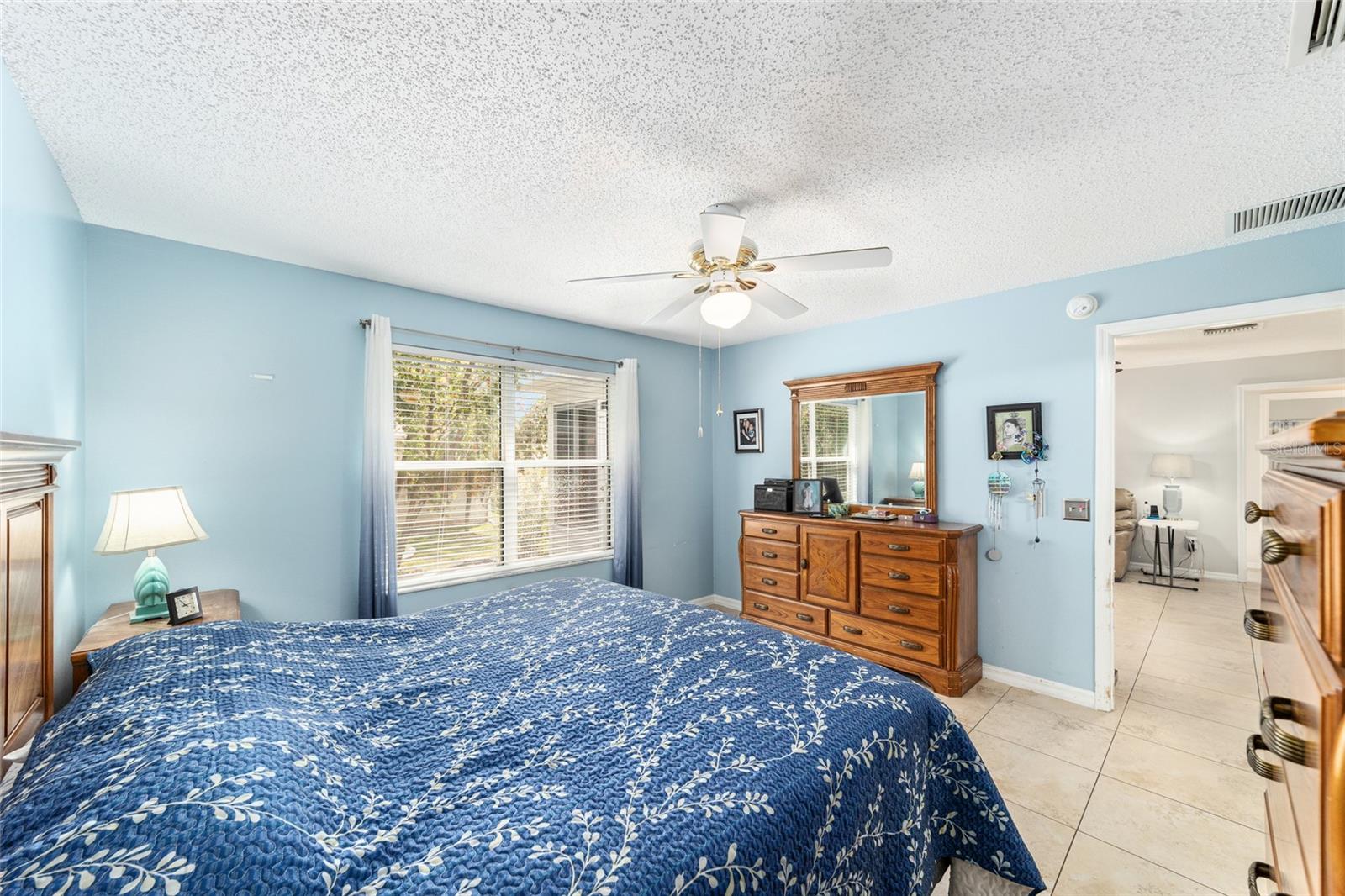 Image 22 of 36 For 1380 Tallowtree Drive