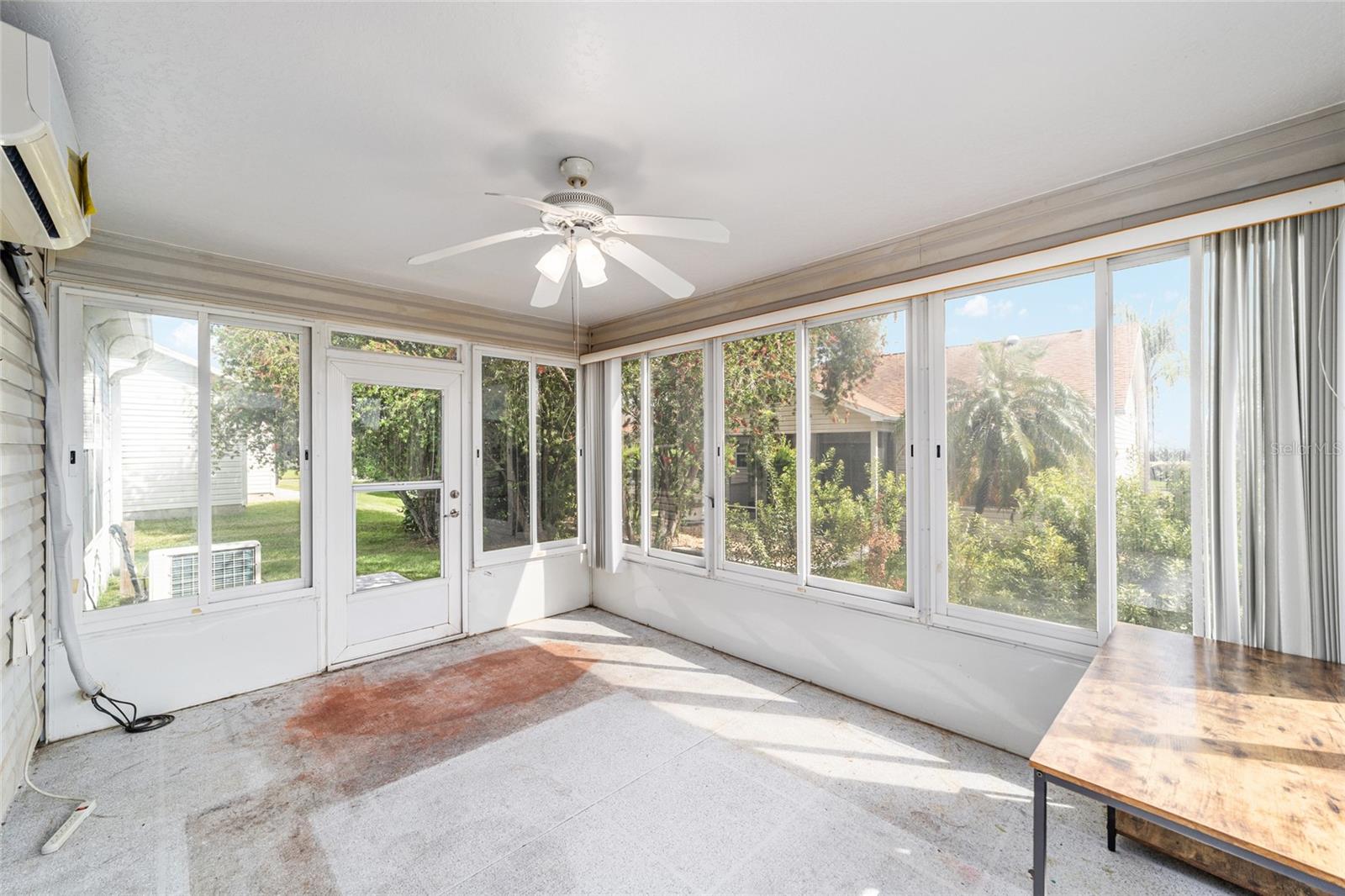 Image 32 of 36 For 1380 Tallowtree Drive