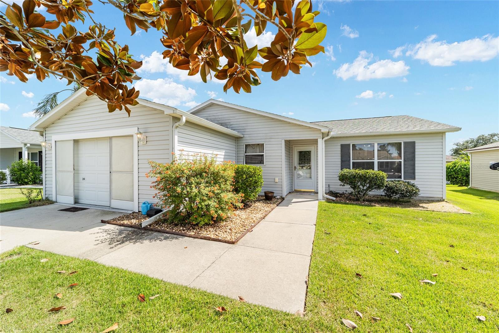 Image 6 of 36 For 1380 Tallowtree Drive