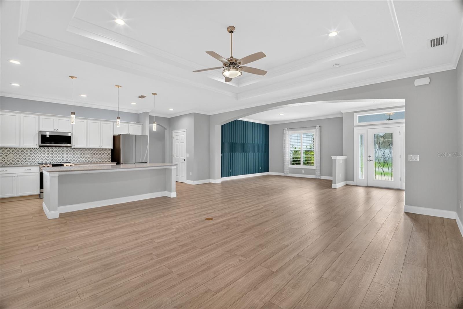 Image 10 of 37 For 16442 Se 88th Ct