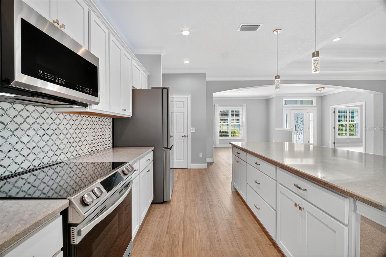 Image 13 of 37 For 16442 Se 88th Ct