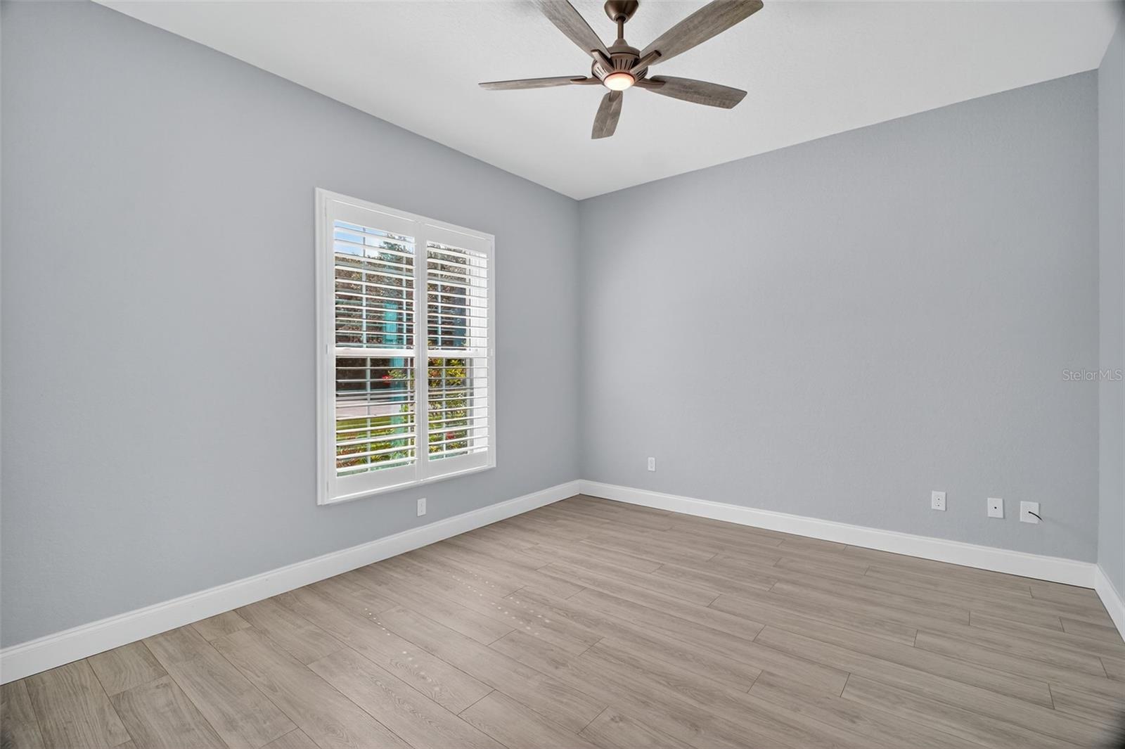 Image 16 of 37 For 16442 Se 88th Ct