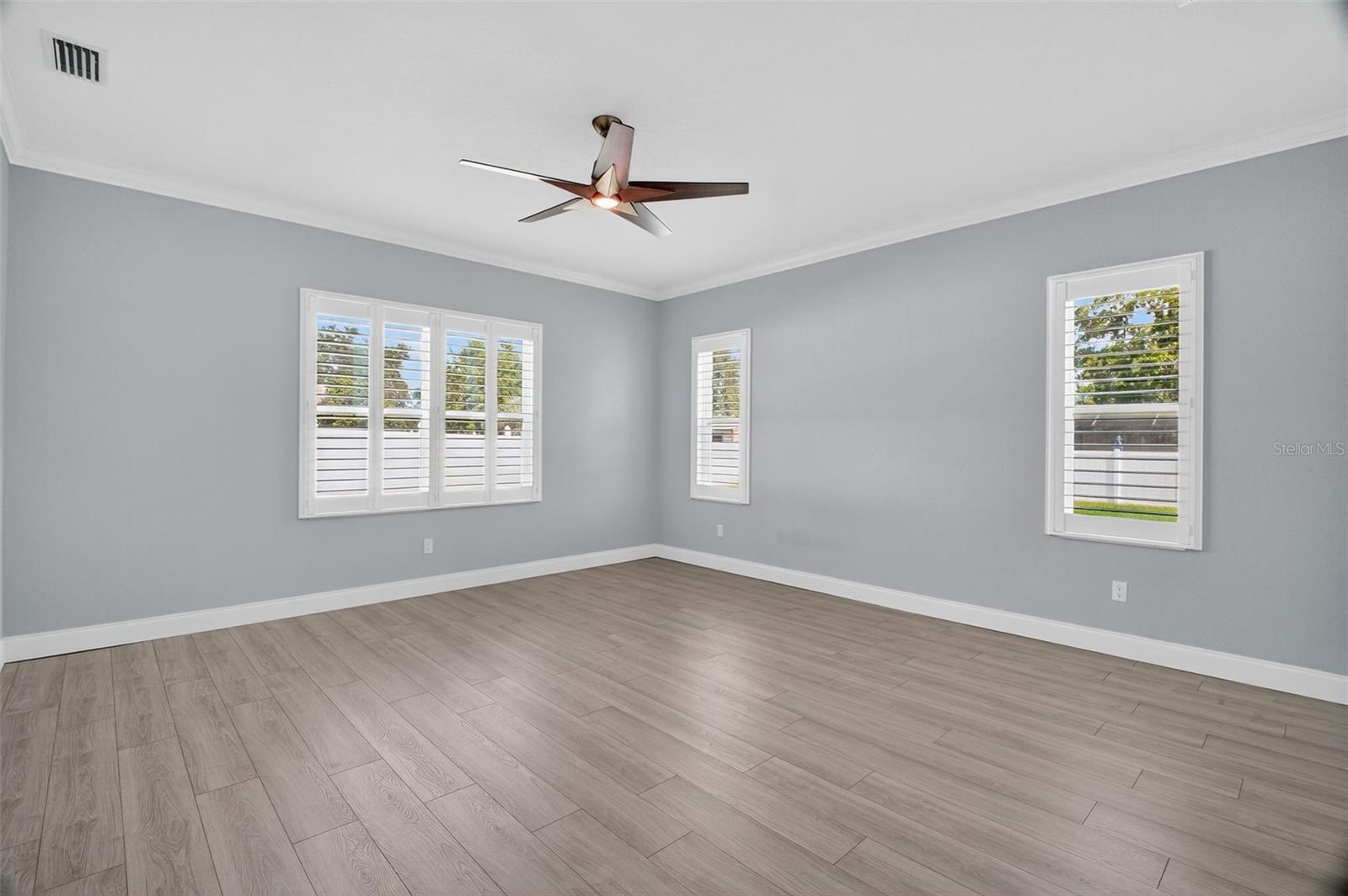 Image 18 of 37 For 16442 Se 88th Ct