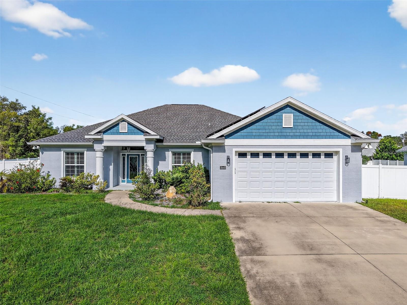 Image 2 of 37 For 16442 Se 88th Ct