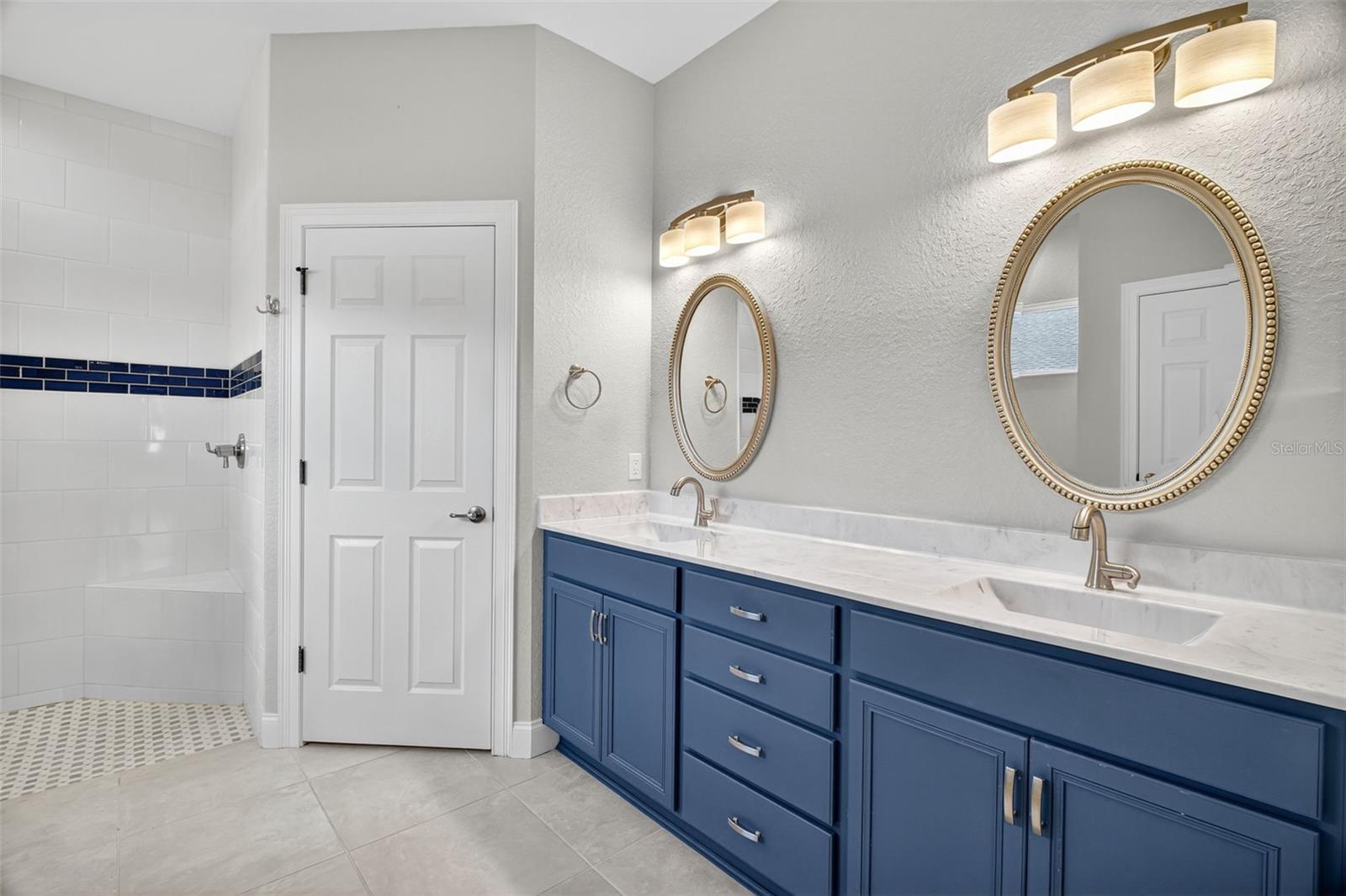 Image 20 of 37 For 16442 Se 88th Ct