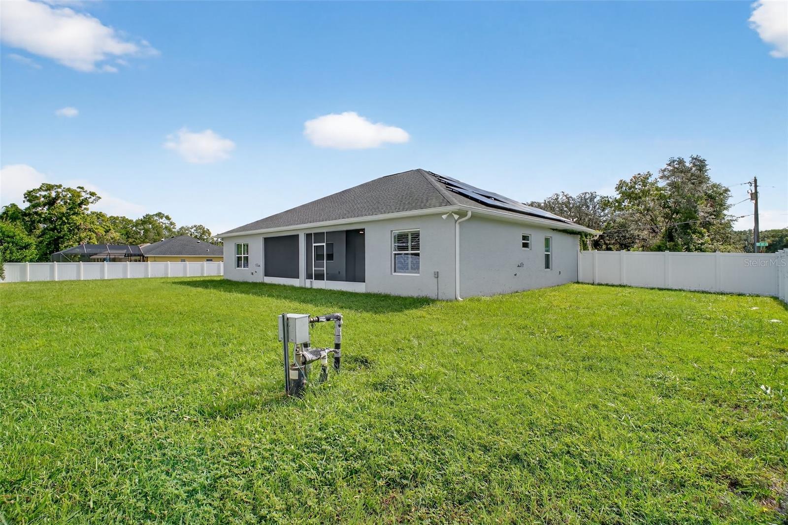 Image 31 of 37 For 16442 Se 88th Ct