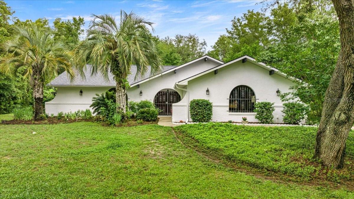 Listing photo id 0 for 4357 Indianhead Road
