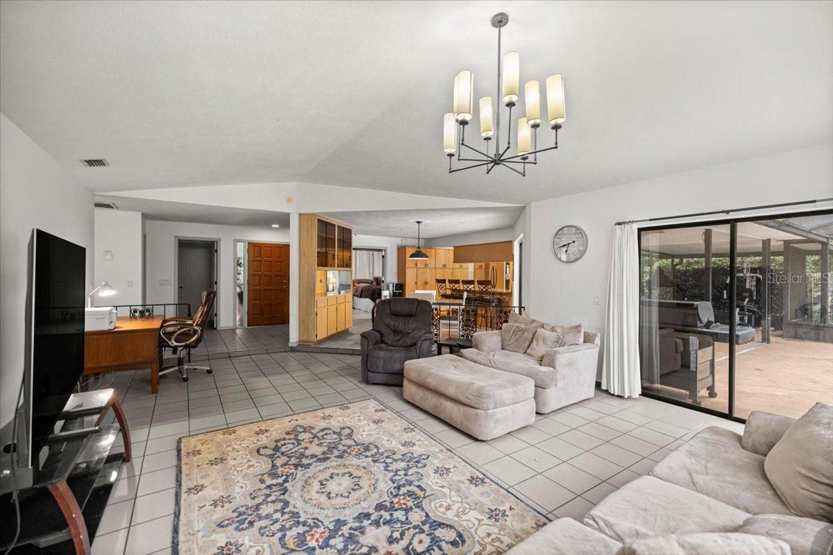 Listing photo id 25 for 4357 Indianhead Road