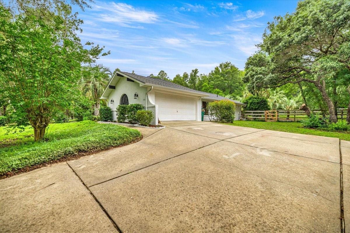 Listing photo id 2 for 4357 Indianhead Road