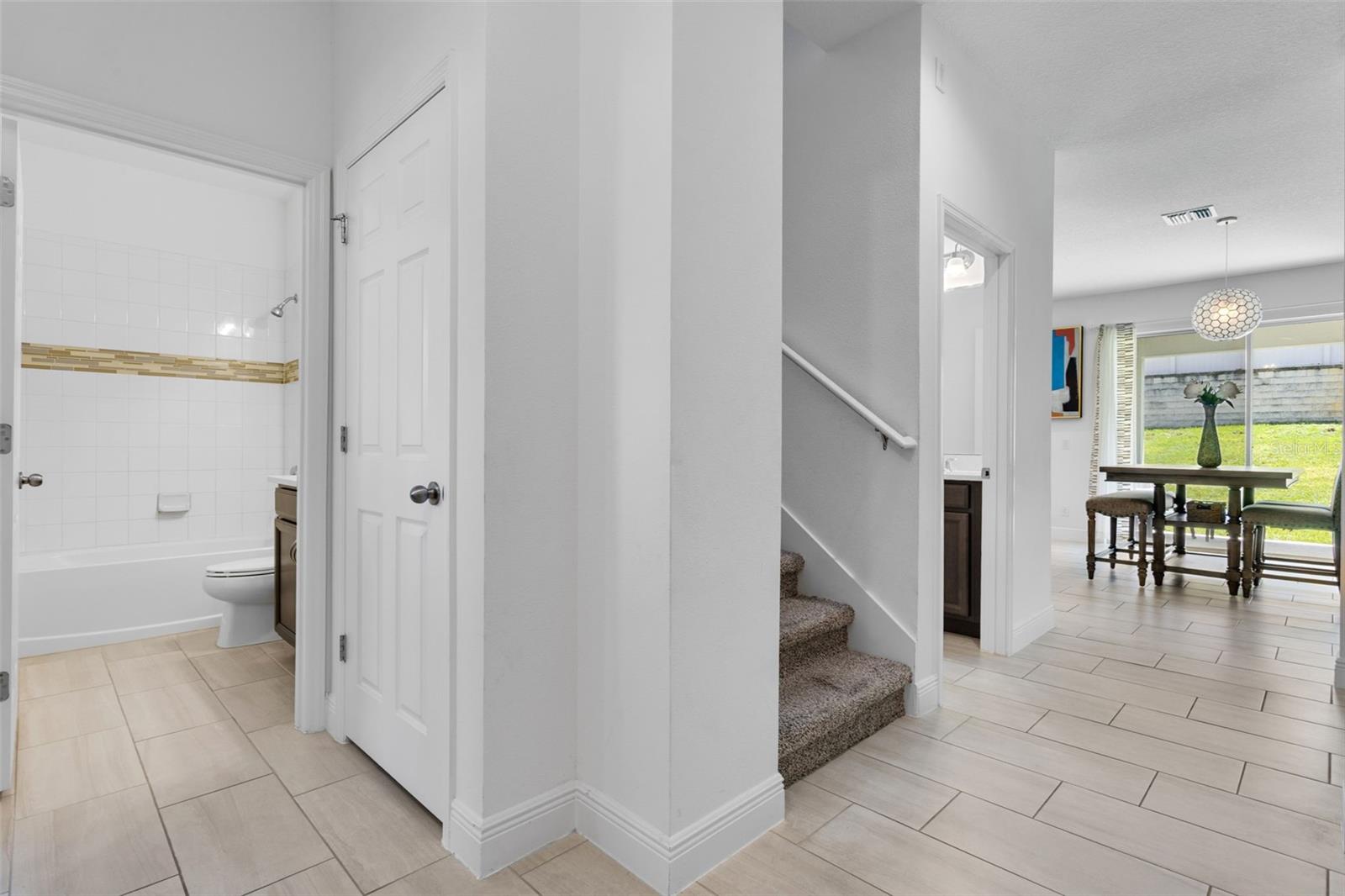 Image 16 of 59 For 673 Blackstone Street