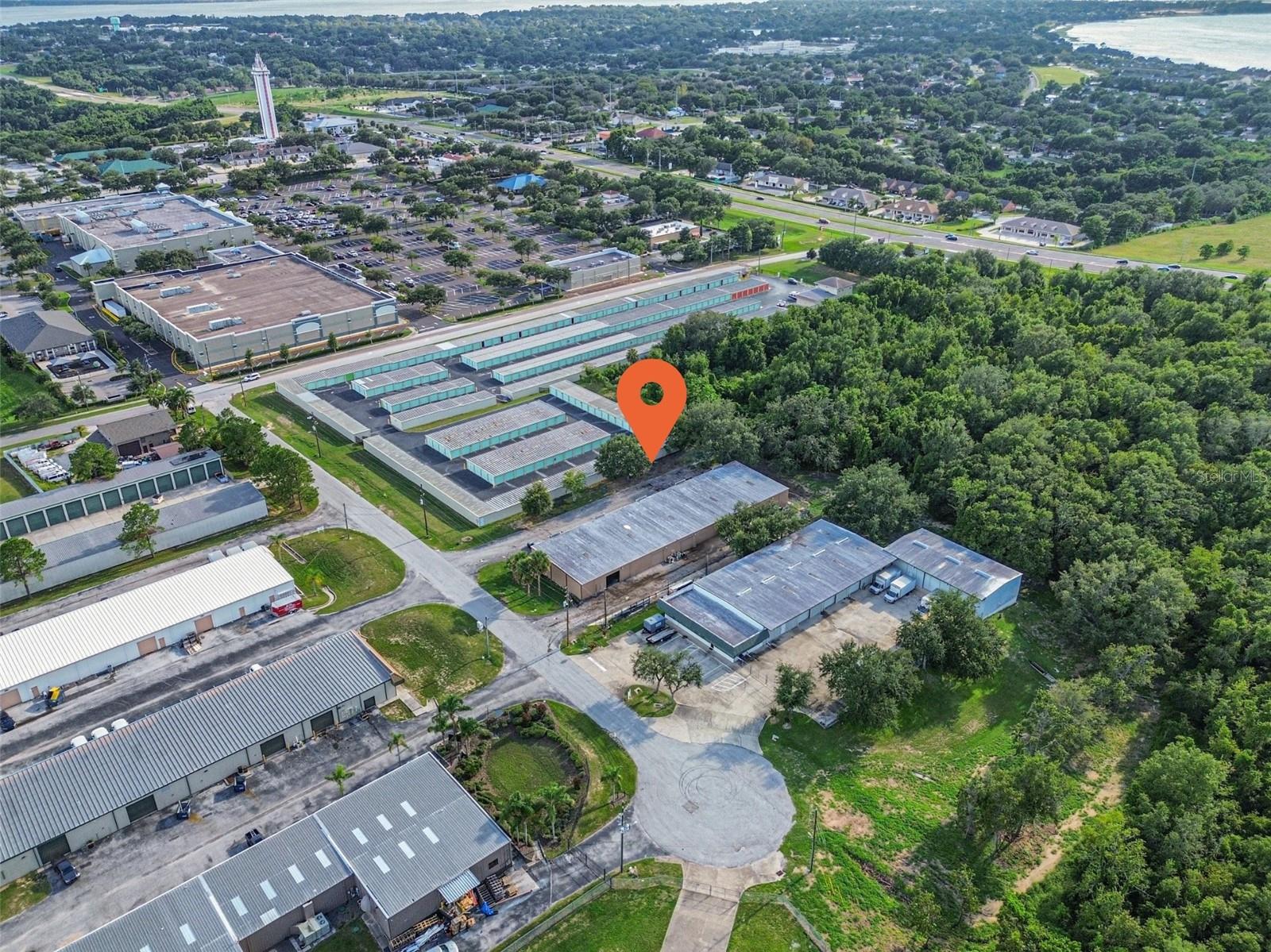 Image 27 of 29 For 905 Jan Mar Court