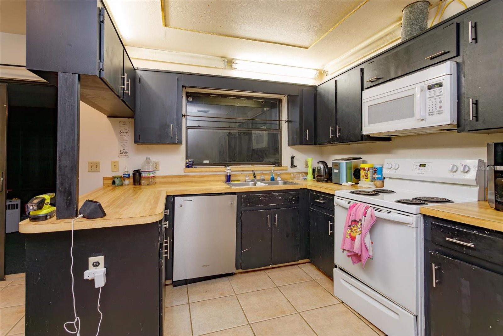 Image 11 of 20 For 817 Hickory Knoll Court