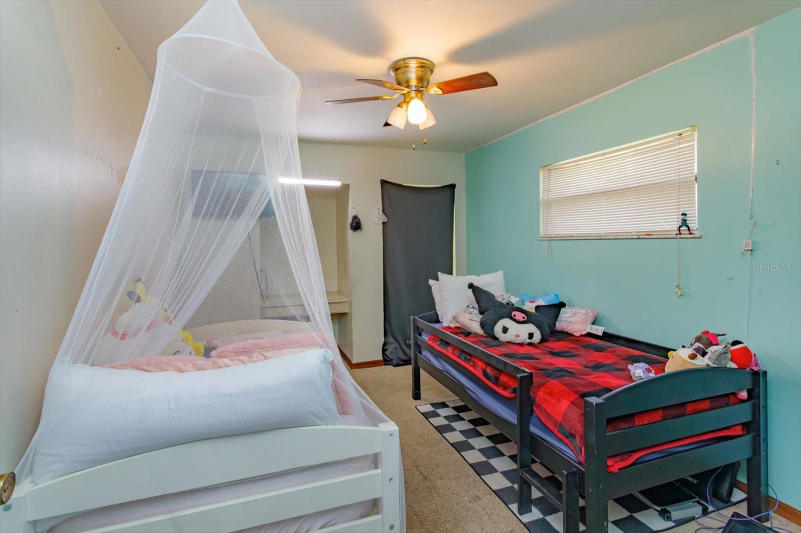 Image 17 of 20 For 817 Hickory Knoll Court