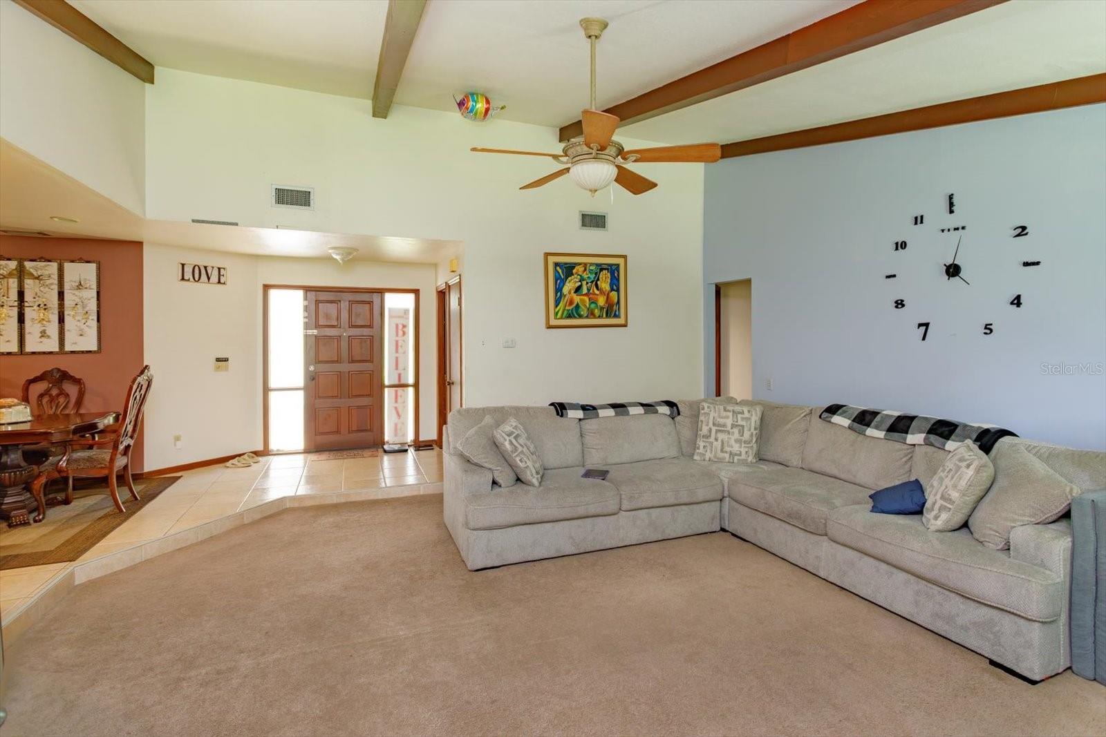 Image 6 of 20 For 817 Hickory Knoll Court