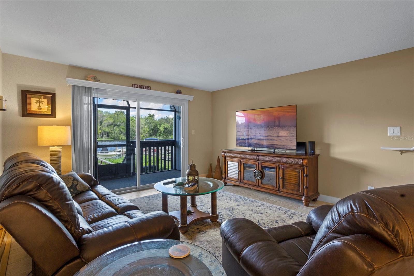 Image 10 of 41 For 2329 River Ridge Road 15