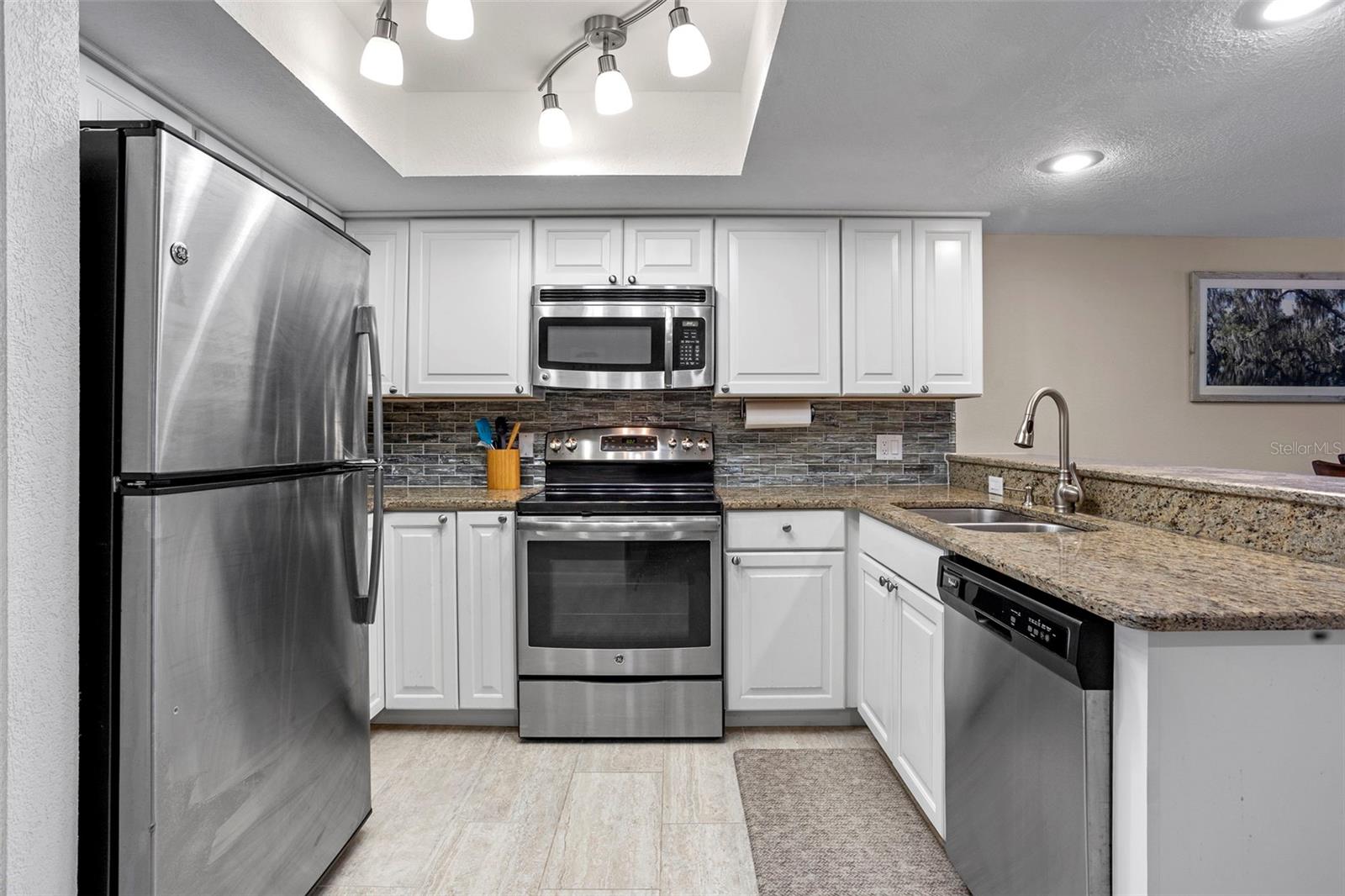 Image 11 of 41 For 2329 River Ridge Road 15