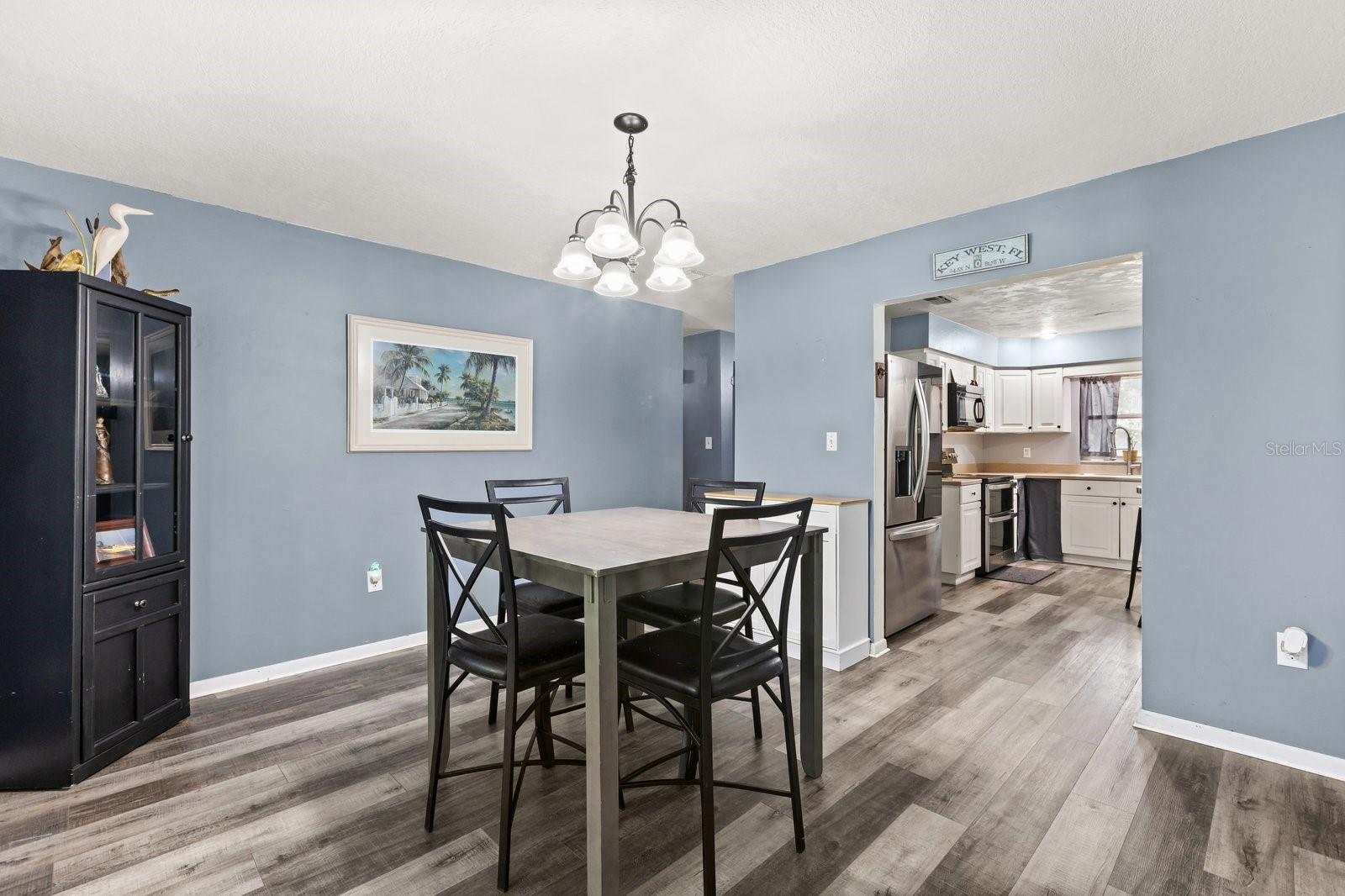 Image 10 of 33 For 36206 Pine Tree Street