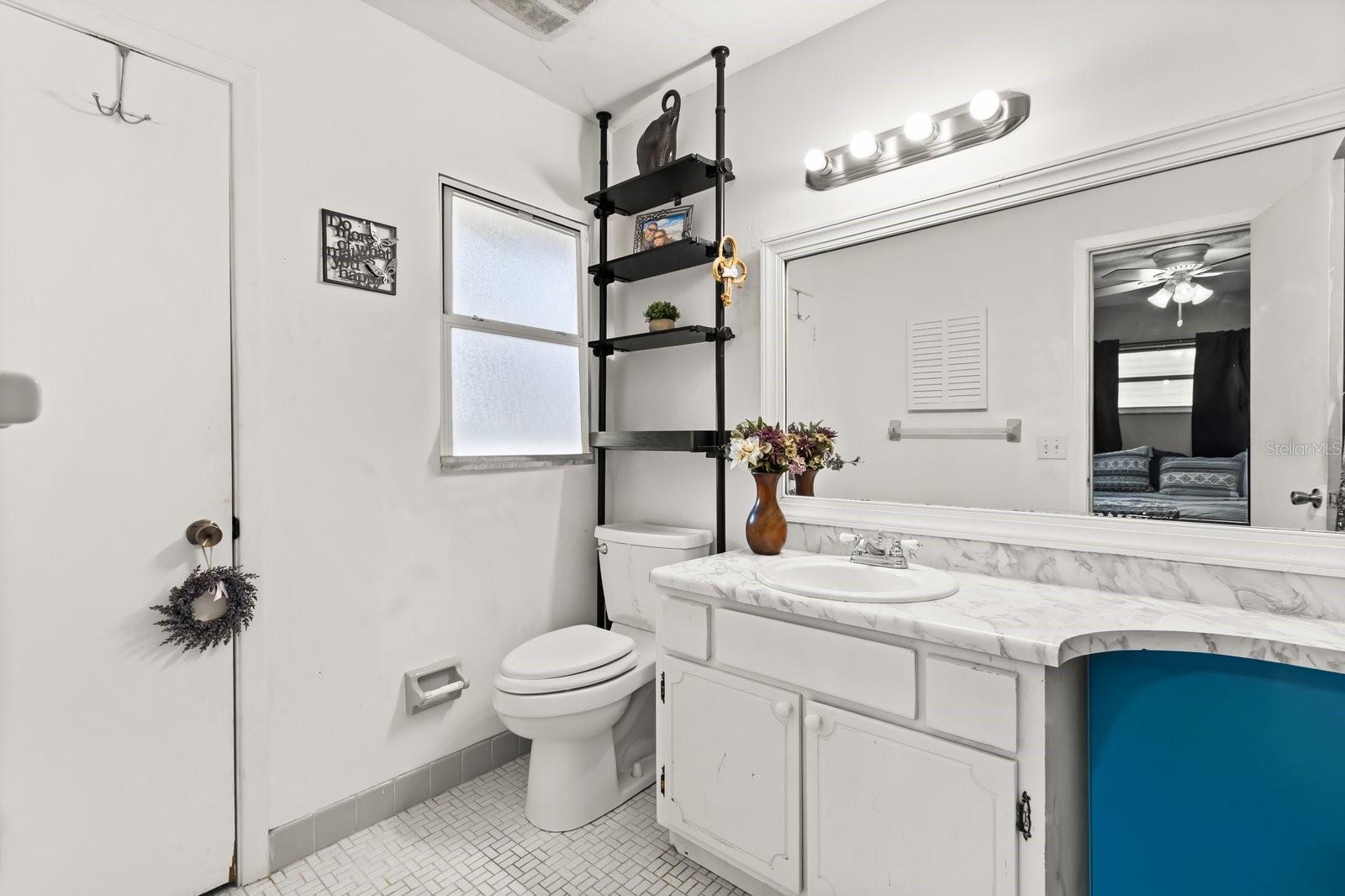 Image 13 of 33 For 36206 Pine Tree Street