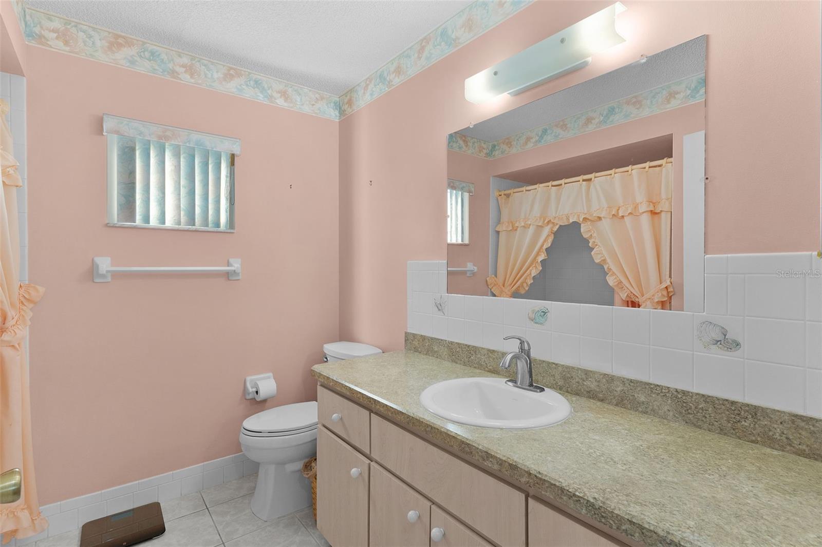 Image 22 of 31 For 17583 96th Avenue