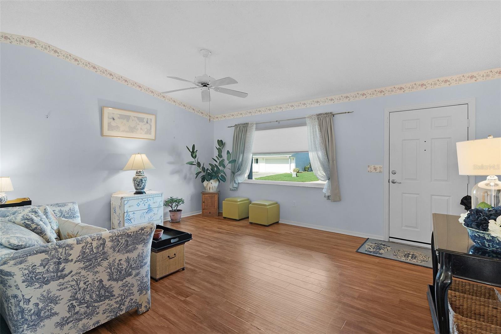Image 7 of 31 For 17583 96th Avenue