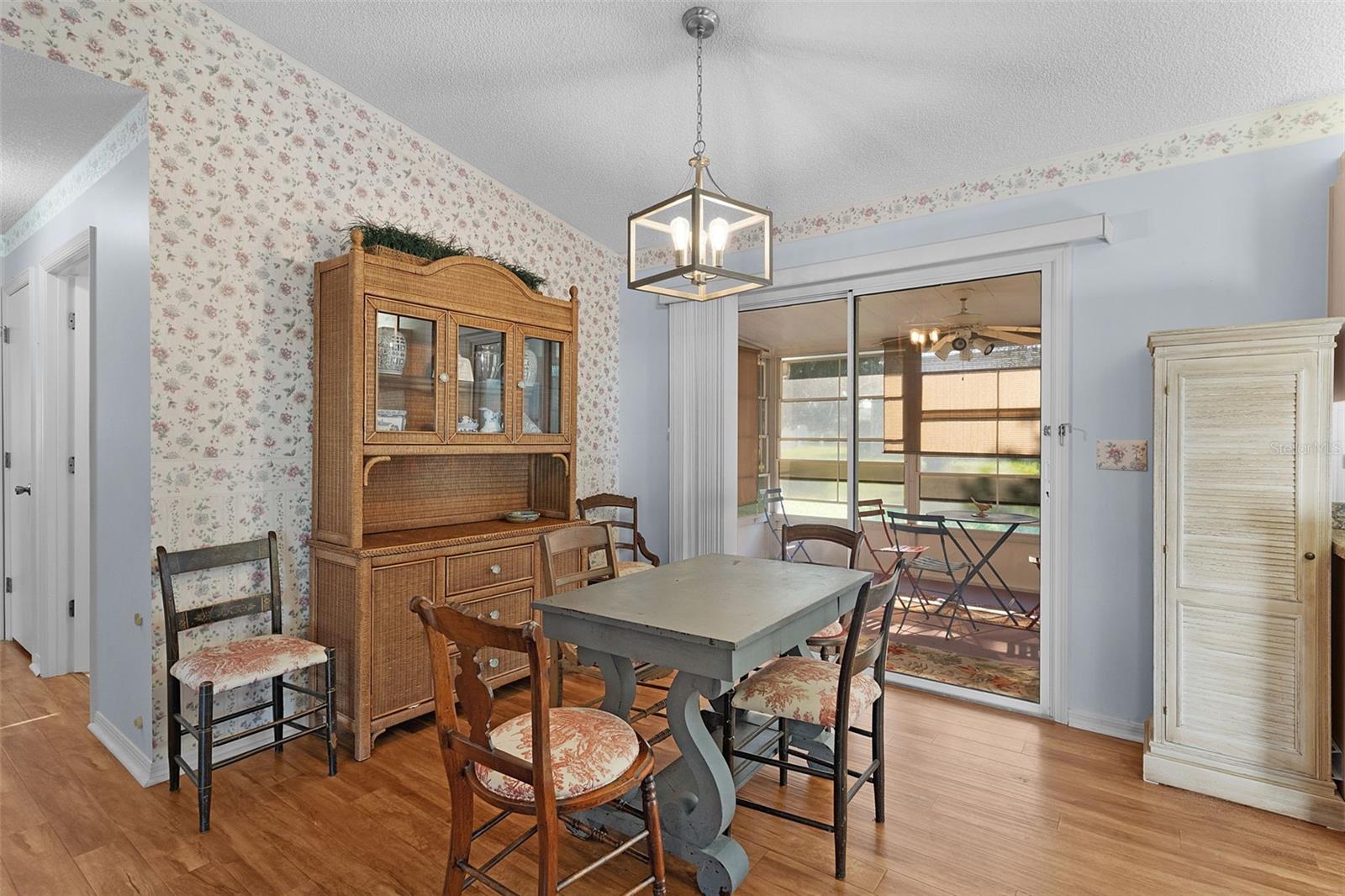 Image 8 of 31 For 17583 96th Avenue