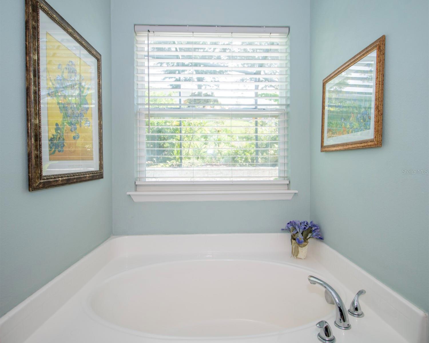 Image 17 of 34 For 1111 Spruce Ridge Court