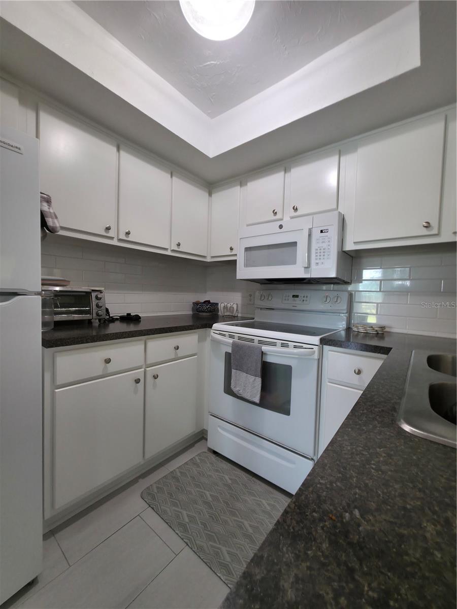 Image 22 of 37 For 21204 Sandalwood Drive 21-204