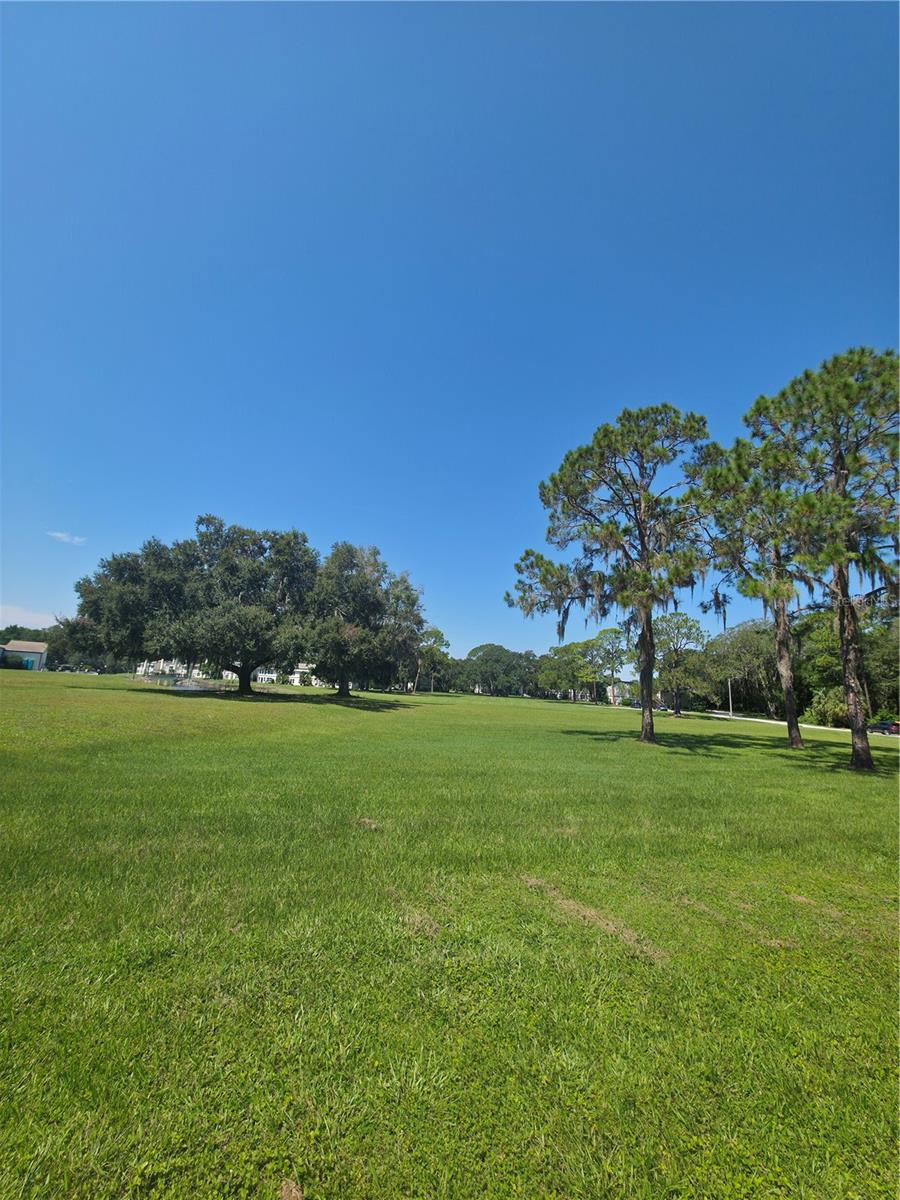 Image 30 of 37 For 21204 Sandalwood Drive 21-204