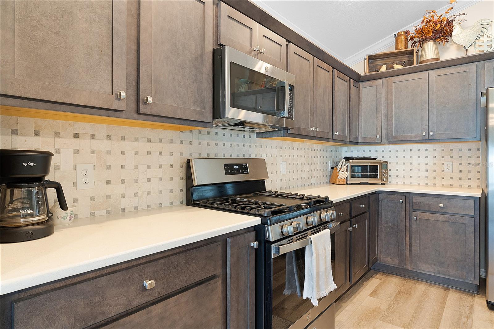 Image 19 of 43 For 4234 Mccloy Ave