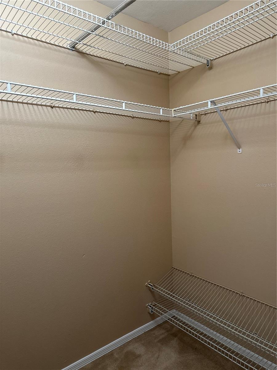 Image 16 of 19 For 420 Summit Ridge Place 316