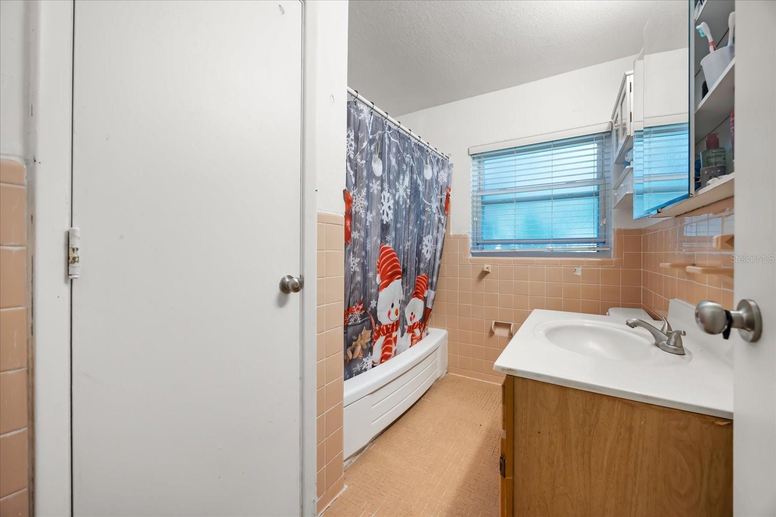 Image 15 of 33 For 8340 Le Mesa Street