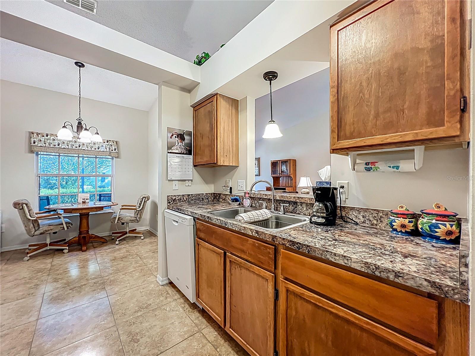 Image 12 of 42 For 5046 Desoto Way