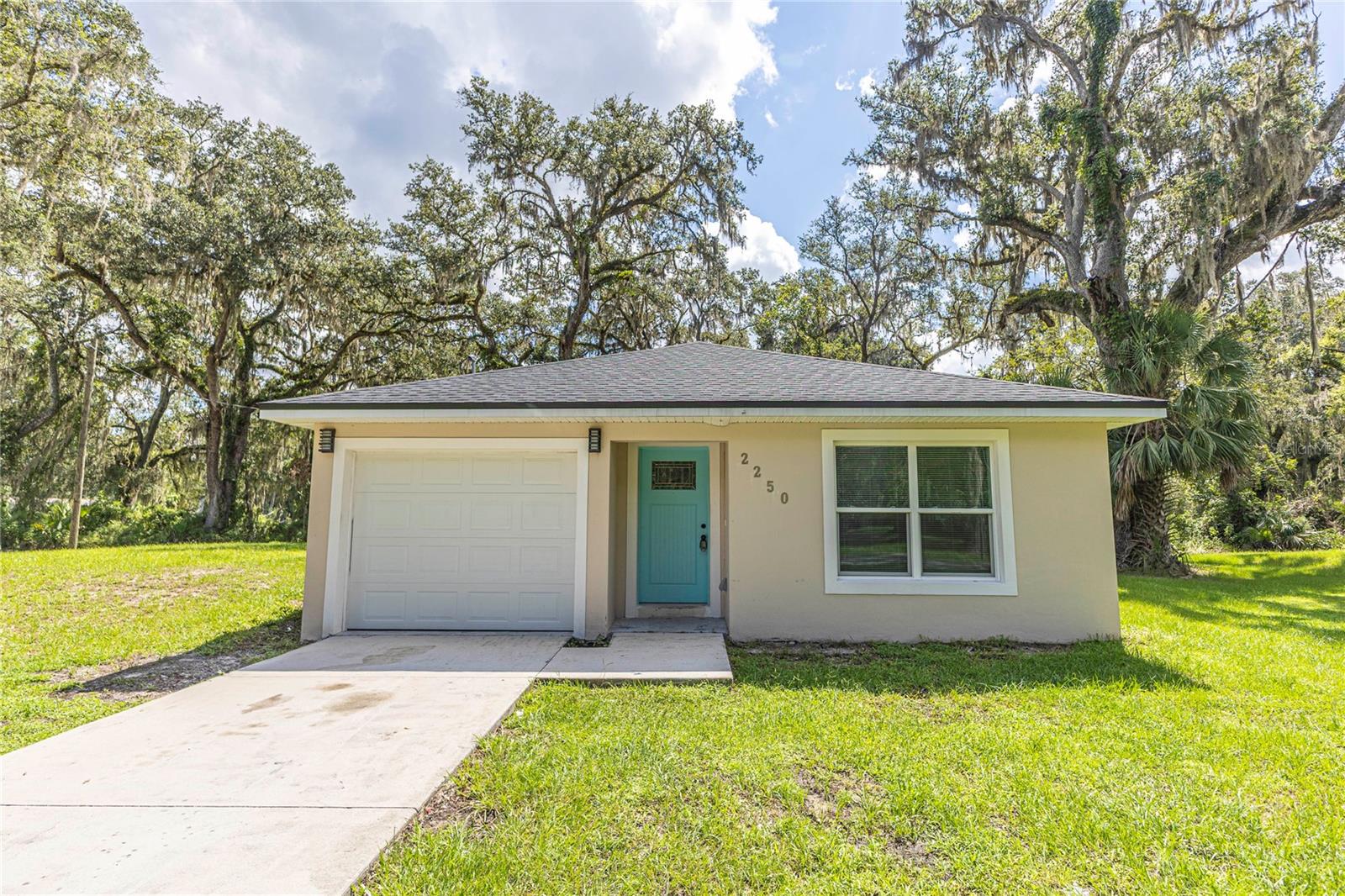 Details for 2250 Cr 423  , LAKE PANASOFFKEE, FL 33538