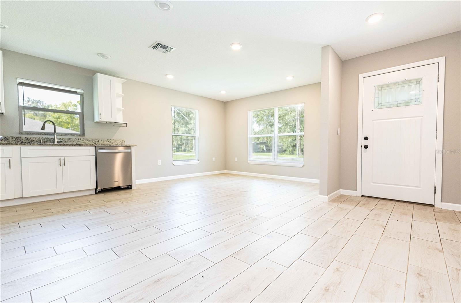 Image 7 of 21 For 2250 Cr 423  