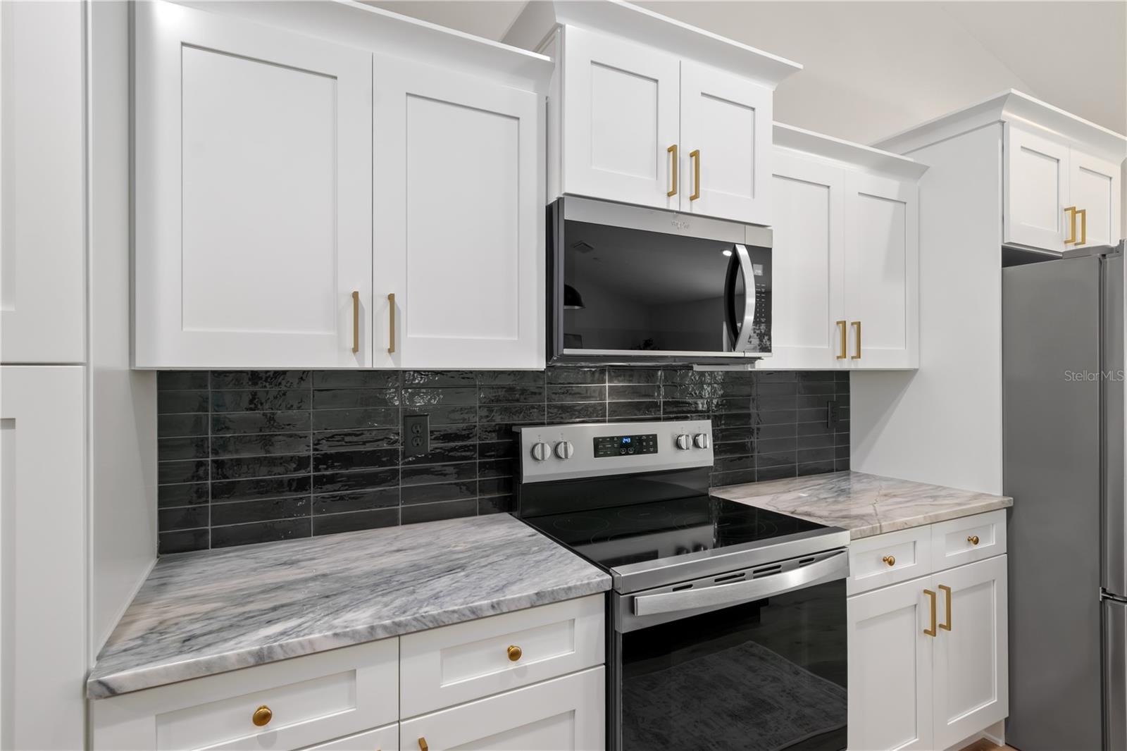 Image 10 of 40 For 13346 107th Street
