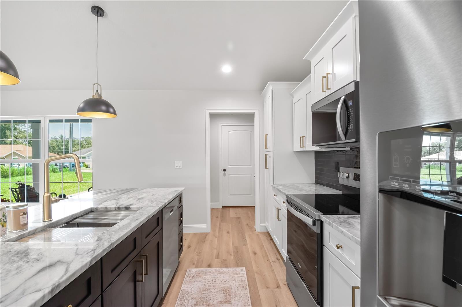 Image 8 of 40 For 13346 107th Street