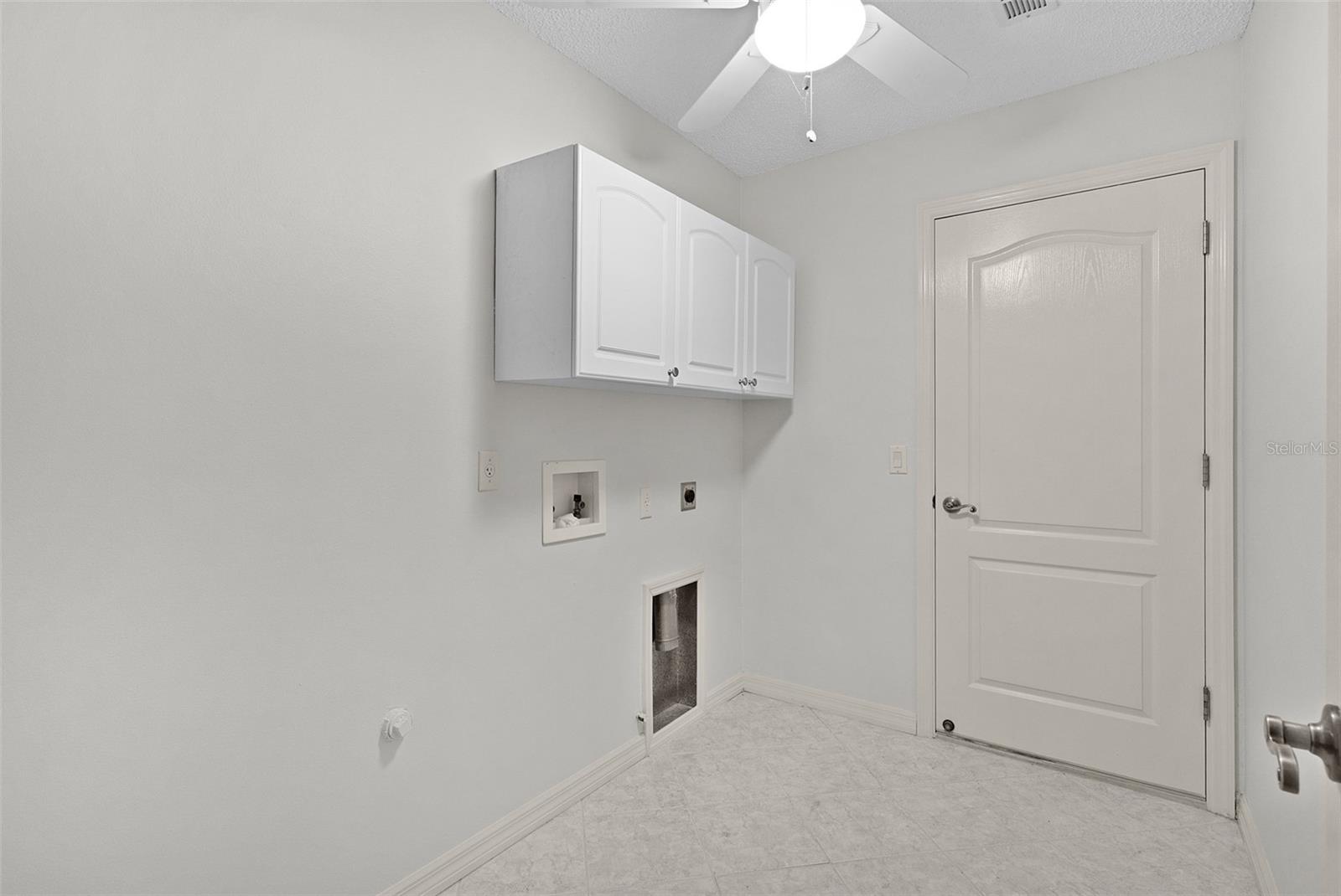 Image 35 of 60 For 164 Palermo Place