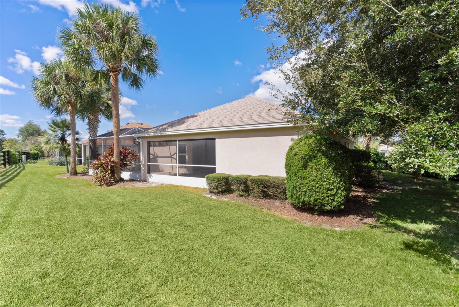 Image 45 of 60 For 164 Palermo Place