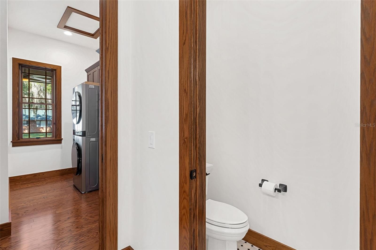 Image 31 of 48 For 1000 9th Street