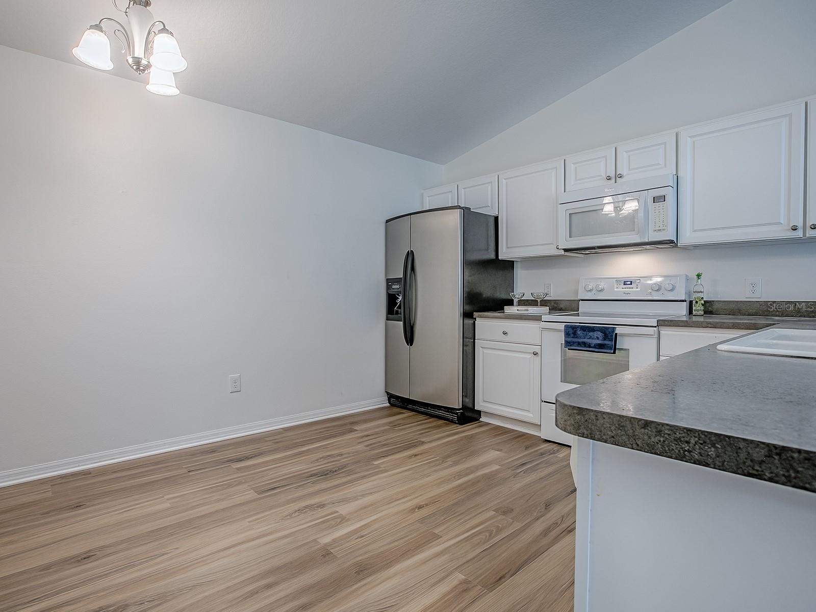 Image 15 of 43 For 3090 Loyola Court