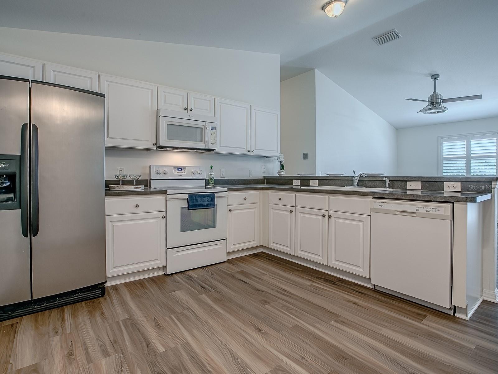 Image 16 of 43 For 3090 Loyola Court