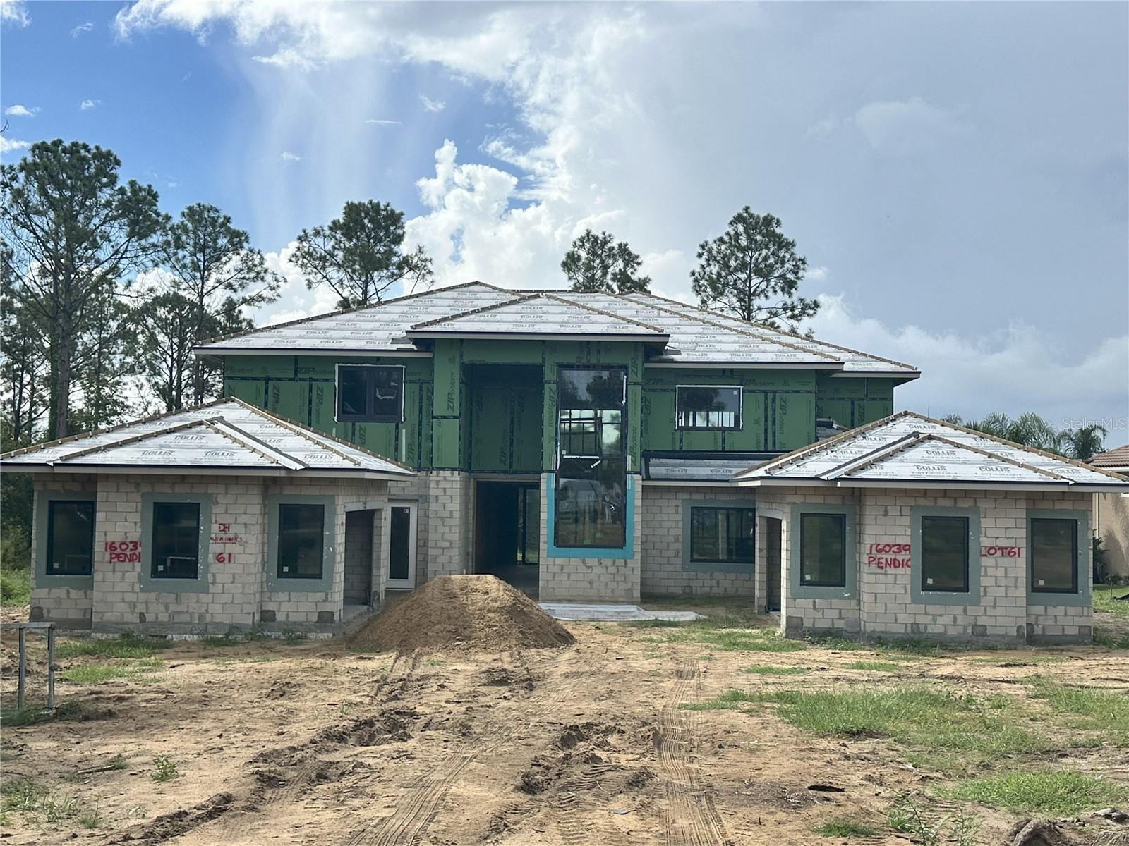 Image 2 of 11 For 16039 Pendio Drive
