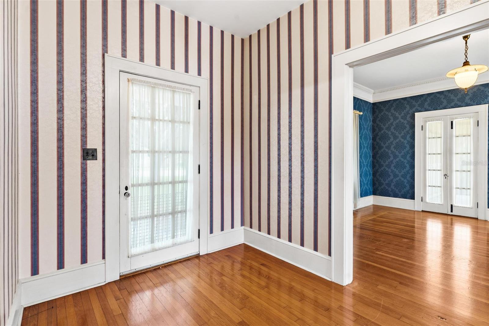 Image 6 of 56 For 211 Central Avenue